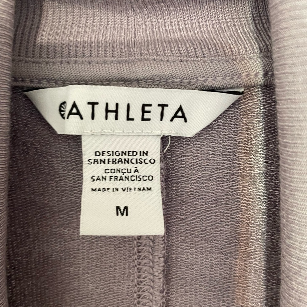 Athleta Pranayama Wrap - Picture 3 of 3